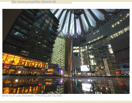 My Berlin Photos Berlin at NIGHT sony center at night
