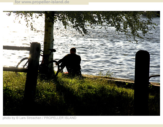 My Berlin Photos Berlin is GREEN biker at spree
